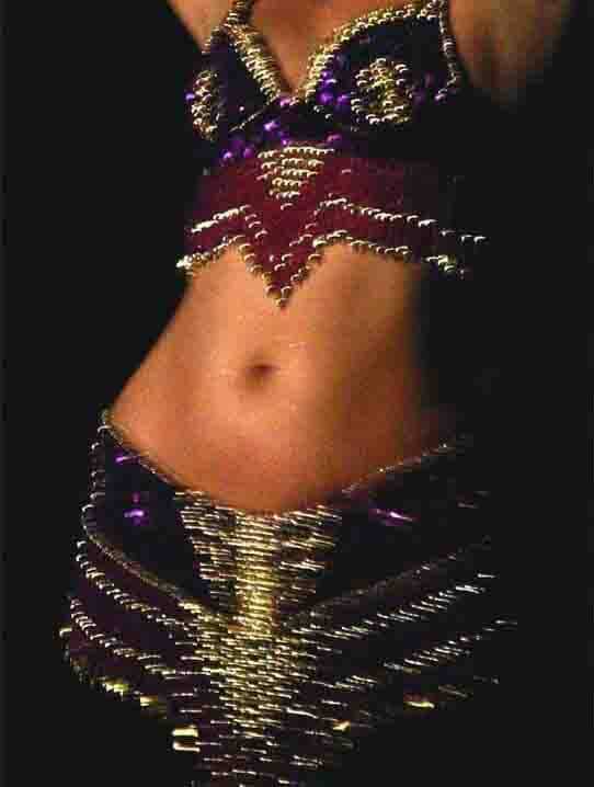 Clases de danza del vientre escuela Ishtar
